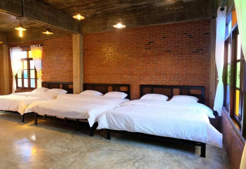 โอโย 1155 ไบเกอร์เฮาส์แอนด์เอนดูโรทัวร์ เชียงใหม่ Hotel ภายนอก รูปภาพ