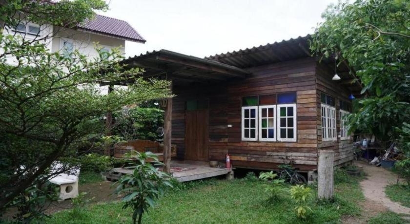 โอโย 1155 ไบเกอร์เฮาส์แอนด์เอนดูโรทัวร์ เชียงใหม่ Hotel ภายนอก รูปภาพ