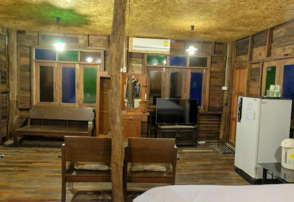 โอโย 1155 ไบเกอร์เฮาส์แอนด์เอนดูโรทัวร์ เชียงใหม่ Hotel ภายนอก รูปภาพ